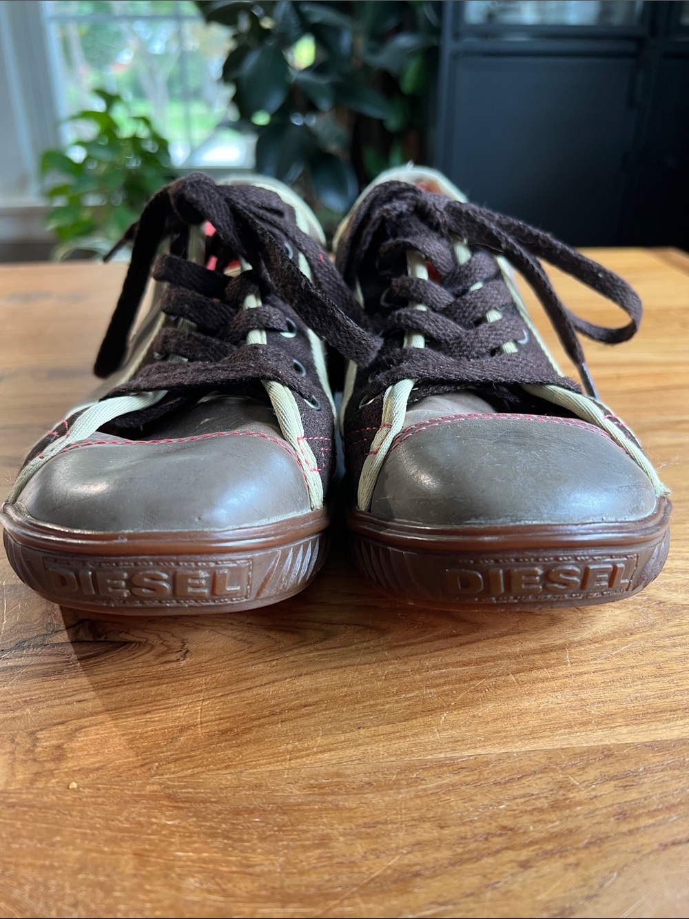 Diesel vintage Y2K bowler style sneakers brown cream and Pink Stitching